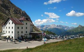 Hotel Col Di Lana
